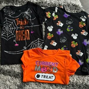 Excellent Preloved Condition Halloween 👻 🎃 T-shirts (all three)